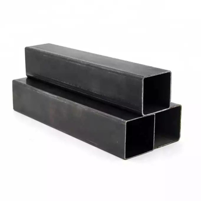 Ο μαύρος χάλυβας διοχετεύει με σωλήνες 40x40mm 6m μήκους το μαύρο σωλήνα χάλυβα σωλήνων σιδήρου τετραγωνικό για την κατασκευή